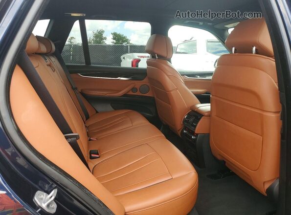 5UXKS4C52J0Y19643 2018 BMW X5 Синий Вид задней части салона
