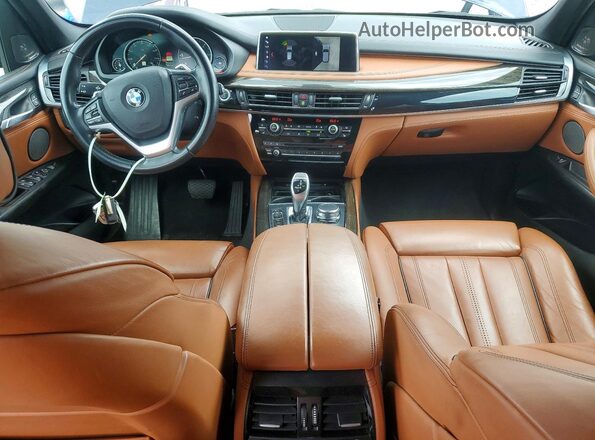 5UXKS4C52J0Y19643 2018 BMW X5 Синий Вид панели приборов