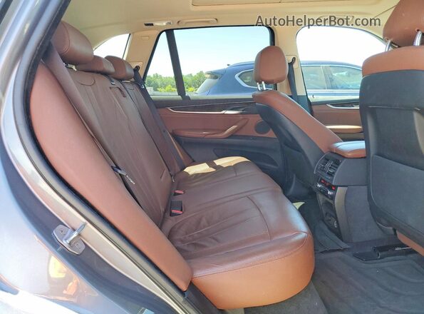 5UXKT0C52G0F75252 2016 BMW X5 Серый Вид задней части салона