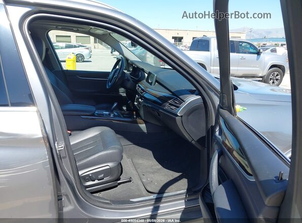 5UXKT0C55G0S78988 2016 BMW X5 Серый Вид салона спереди