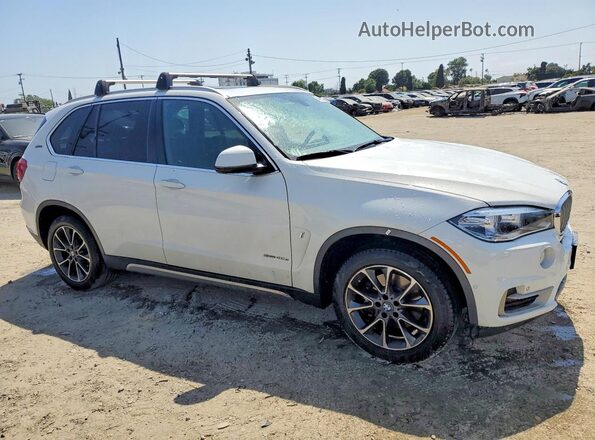 5UXKT0C58J0W00675 2018 BMW X5 Белый Передняя правая четверть