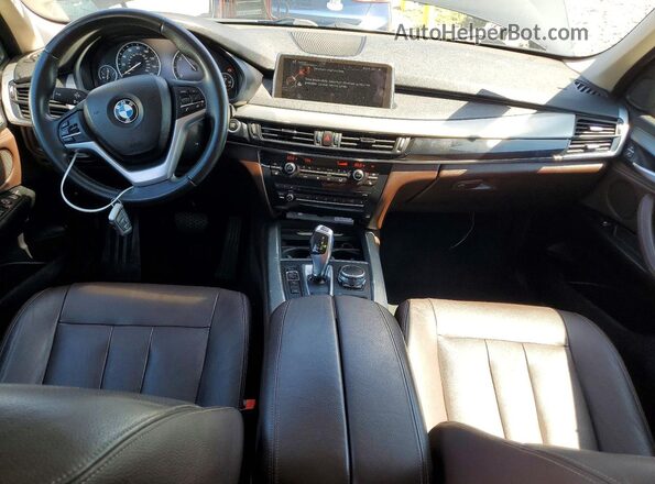 5UXKT0C5XG0S76573 2016 BMW X5 Черный Вид панели приборов
