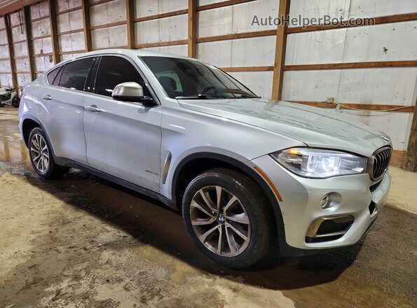 5UXKU2C56J0Z61539 2018 BMW X6 Серебряный Передняя правая четверть