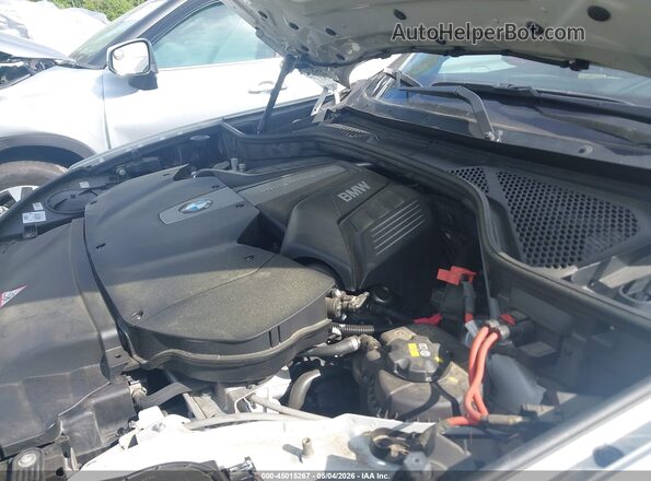 5UXKU6C56J0Z66604 2018 BMW X6 Белый Вид сзади