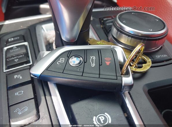 5UXKU6C56J0Z66604 2018 BMW X6 Белый Вид панели приборов