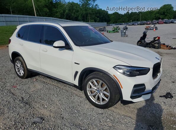 5UXTA6C03N9M39672 2022 BMW X5 Белый Передняя правая четверть