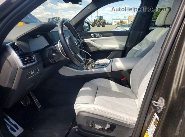5UXTA6C09P9P83302 2023 BMW X5 Green Вид салону спереду