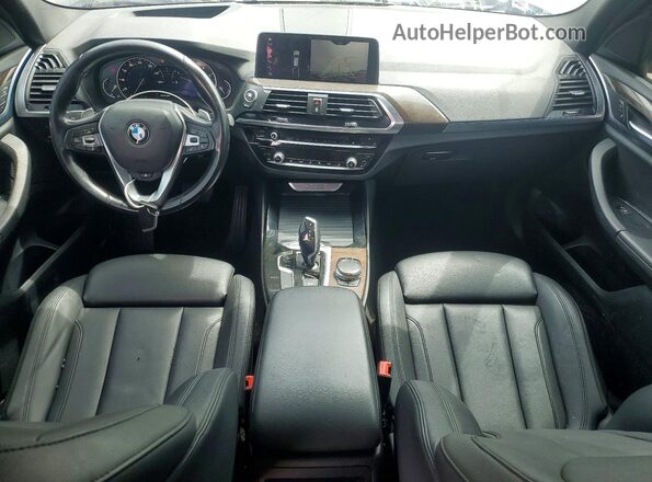 5UXTR7C52KLE94075 2019 BMW X3 Черный Вид панели приборов