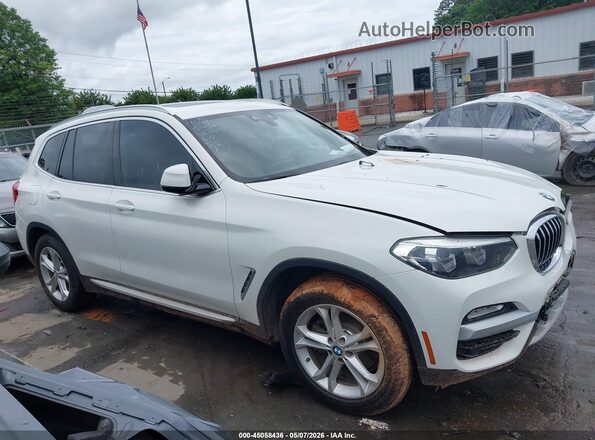 5UXTR7C54KLF24046 2019 BMW X3 Белый Вид задней части салона