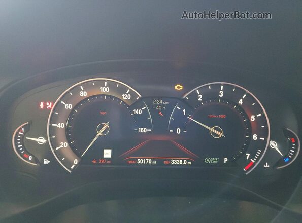 5UXTR7C56KLR50513 2019 BMW X3 White Widok zestawu wskaźników