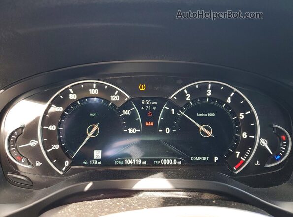 5UXTR7C5XKLE88699 2019 BMW X3 Белый Вид щитка приборов