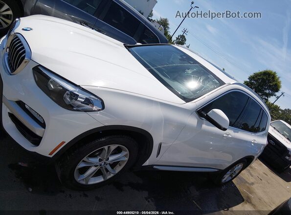5UXTR7C5XKLR48473 2019 BMW X3 Белый Панорамный вид салона 360°