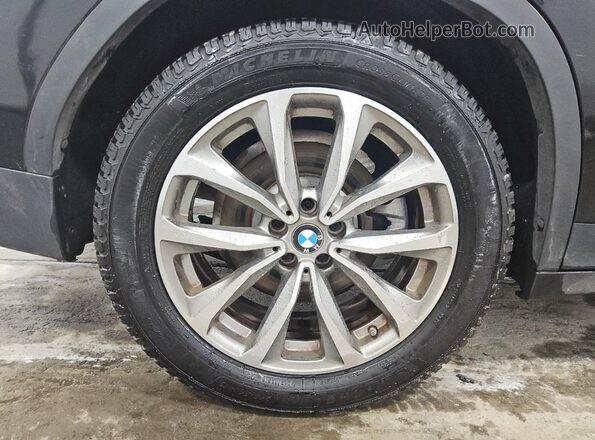 5UXTR9C52KLP89475 2019 BMW X3 Black 