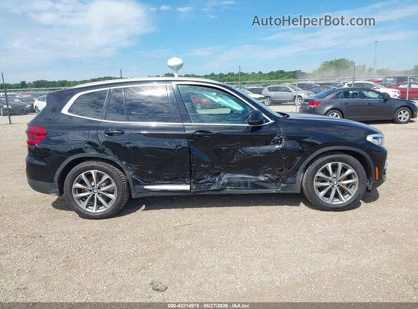 5UXTR9C54KLR03380 2019 BMW X3 Черный Вид задней части салона