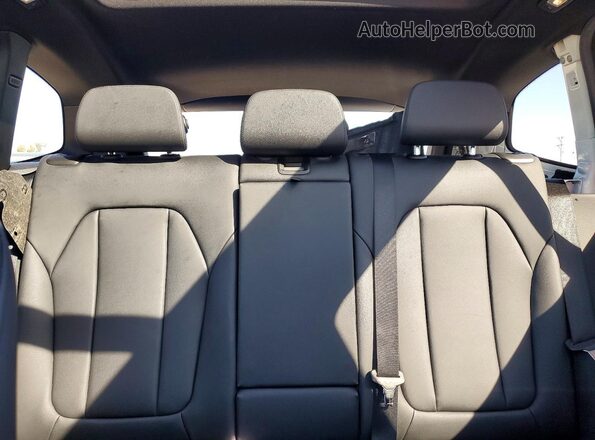 5UXTR9C56JLD90019 2018 BMW X3 Белый Вид задних сидений