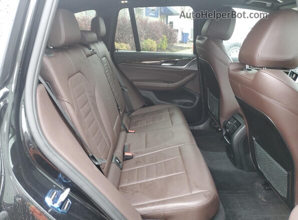 5UXTR9C58JLC83229 2018 BMW X3 Black Widok wnętrza z tyłu