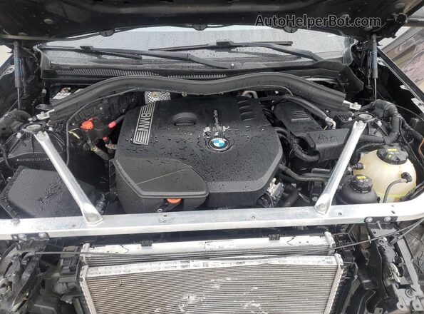 5UXTR9C58JLC83229 2018 BMW X3 Black Widok komory silnika