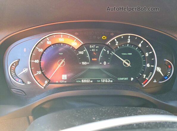 5UXTR9C58KLE11390 2019 BMW X3 Silver Widok zestawu wskaźników