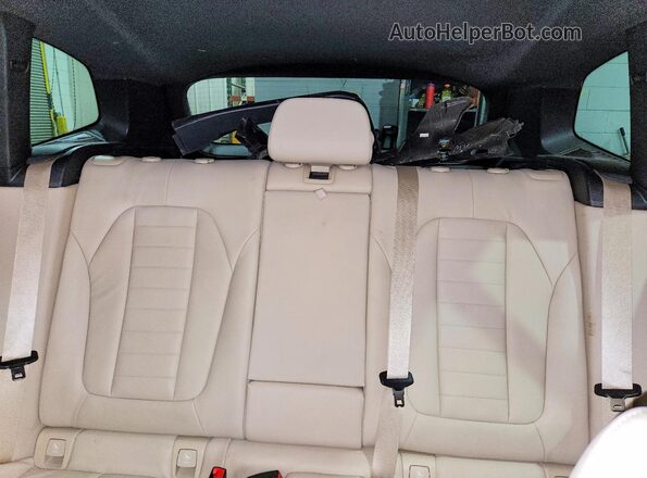 5UXTR9C59KLP85164 2019 BMW X3 Black Widok tylnych siedzeń