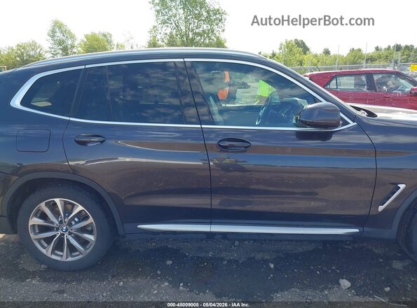 5UXTR9C5XKLP87800 2019 BMW X3 Черный Вид задней части салона