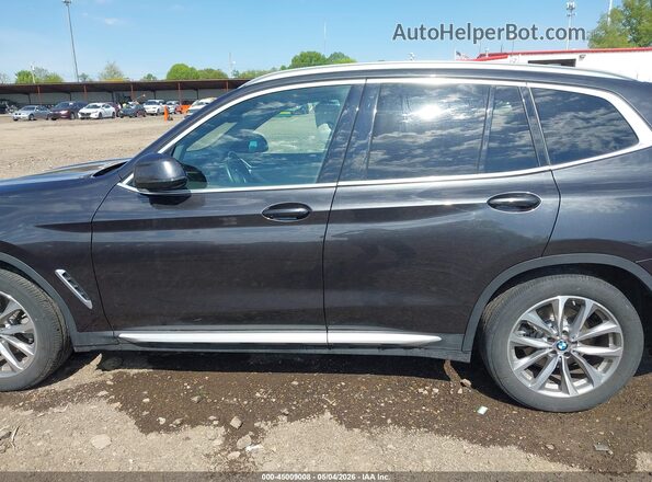 5UXTR9C5XKLP87800 2019 BMW X3 Черный Панорамный вид салона 360°