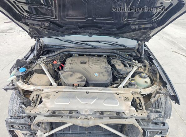 5UXTY3C02M9F26359 2021 BMW X3 Black Widok komory silnika