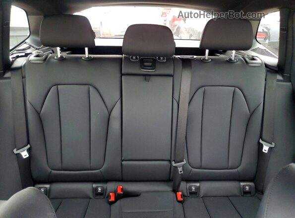 5UXTY3C03M9D81820 2021 BMW X3 Белый Вид задних сидений