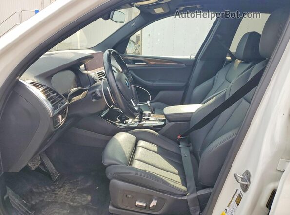 5UXTY3C06LLE55460 2020 BMW X3 White Вид салону спереду