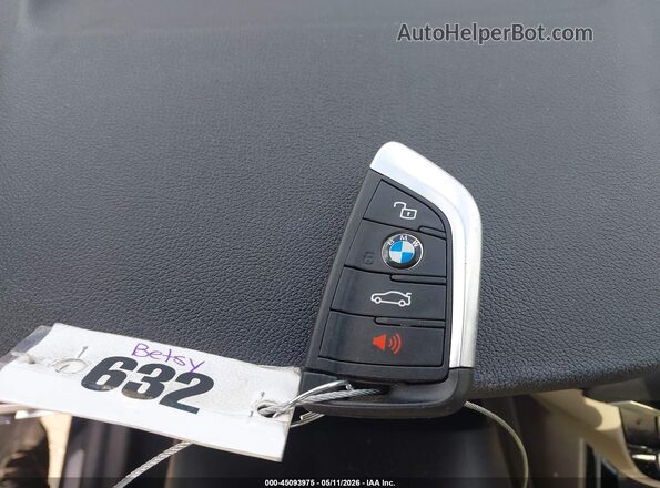 5UXTY3C08M9G72152 2021 BMW X3 Blue Вид панелі приладів