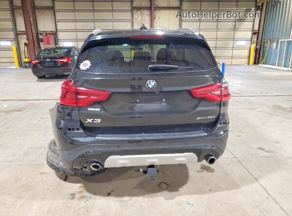 5UXTY5C00M9E39636 2021 BMW X3 Black უკანა ხედი