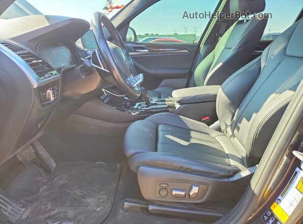 5UXTY5C01M9F50597 2021 BMW X3 Charcoal Vista interior delantera