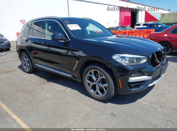 5UXTY5C02M9E41839 2021 BMW X3 Черный Передняя правая четверть