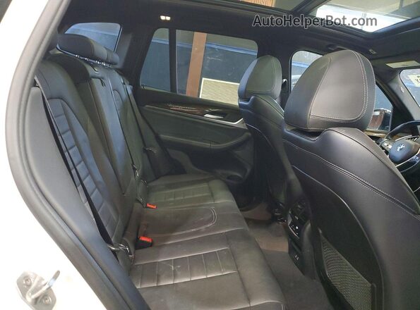 5UXTY5C05LLT34136 2020 BMW X3 Белый Вид задней части салона