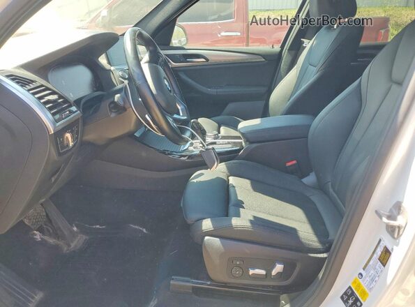 5UXTY5C07M9G01245 2021 BMW X3 Белый Вид салона спереди