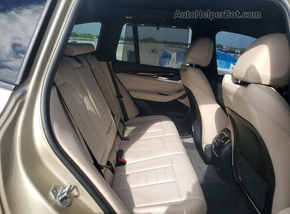 5UXTY9C01M9G65997 2021 BMW X3 Бежевый Вид задней части салона