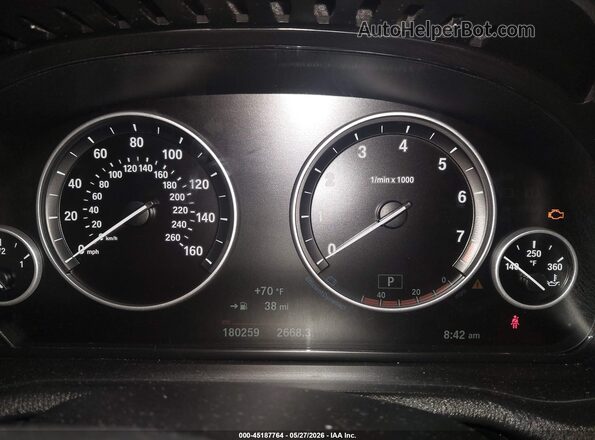5UXWX9C32H0T20172 2017 BMW X3 Серый Вид задних сидений