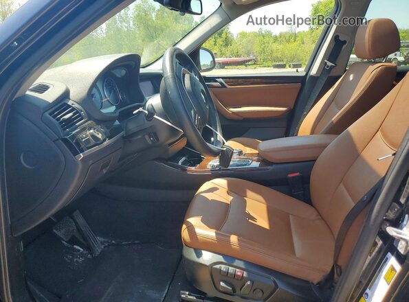 5UXWX9C50G0D83015 2016 BMW X3 Черный Вид салона спереди
