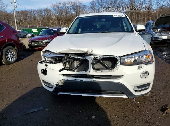 5UXWX9C55H0T02122 2017 BMW X3 Белый Вид спереди