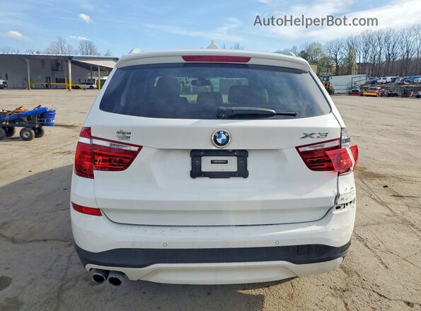 5UXWX9C5XH0D97621 2017 BMW X3 Белый Вид сзади