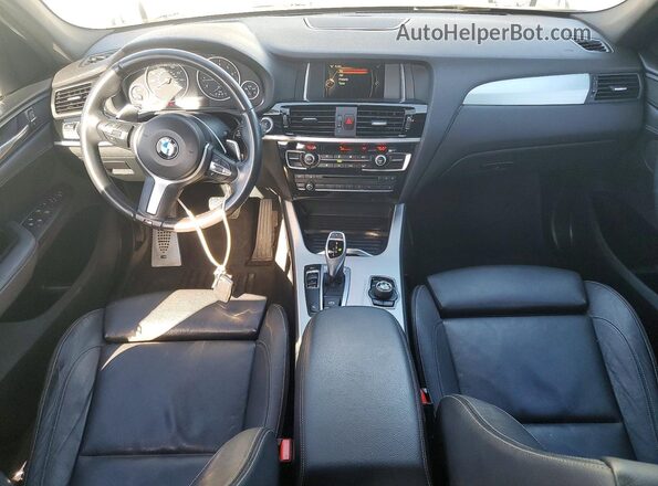 5UXWZ7C31H0V88175 2017 BMW X3 Silver Widok deski rozdzielczej