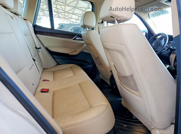 5UXWZ7C36H0V91301 2017 BMW X3 Белый Вид задних сидений