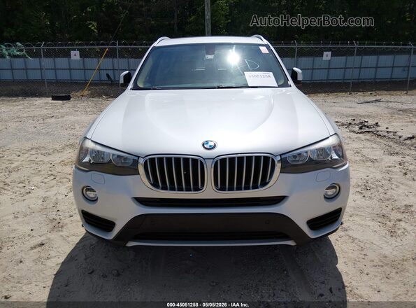 5UXWZ7C39H0X42082 2017 BMW X3 White Widok z przodu