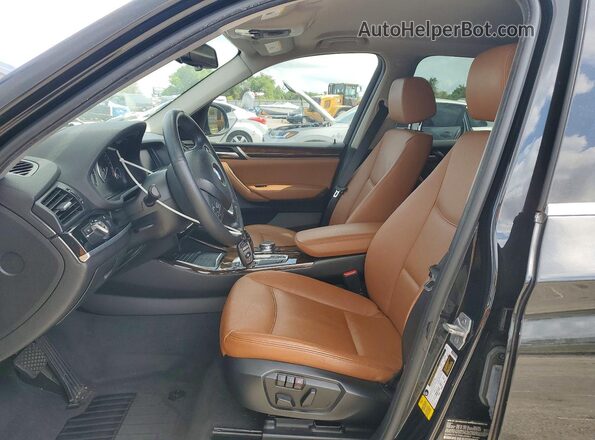 5UXWZ7C57H0U45667 2017 BMW X3 Черный Вид салона спереди