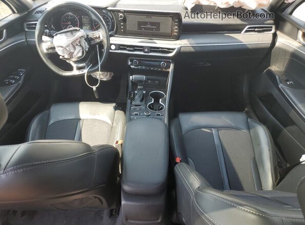 5XXG64J27NG116483 2022 KIA K5 Белый Вид панели приборов