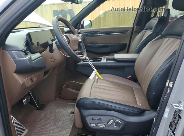 5XYAEFS50TG009782 2026 KIA EV9 Gray Vista interior delantera