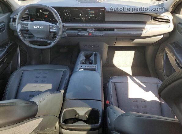 5XYAFFS55TG012965 2026 KIA EV9 Черный Вид панели приборов