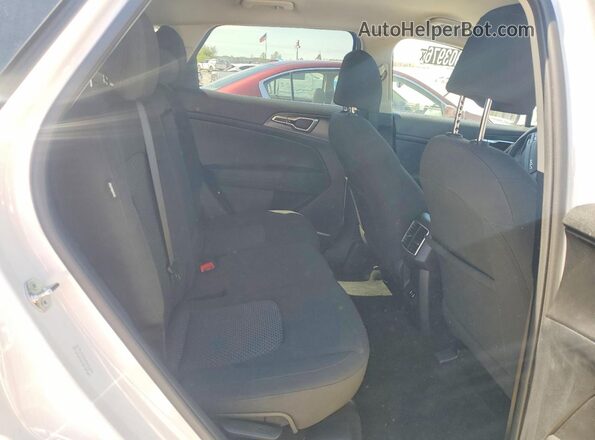 5XYK23DF1TG362467 2026 KIA SPORTAGE White Rear interior view