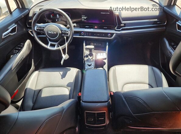 5XYK33AF4PG086079 2023 KIA SPORTAGE White Вид панелі приладів
