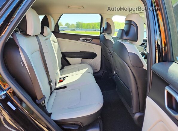 5XYK33DF1TG345293 2026 KIA SPORTAGE Black Vista interior trasera