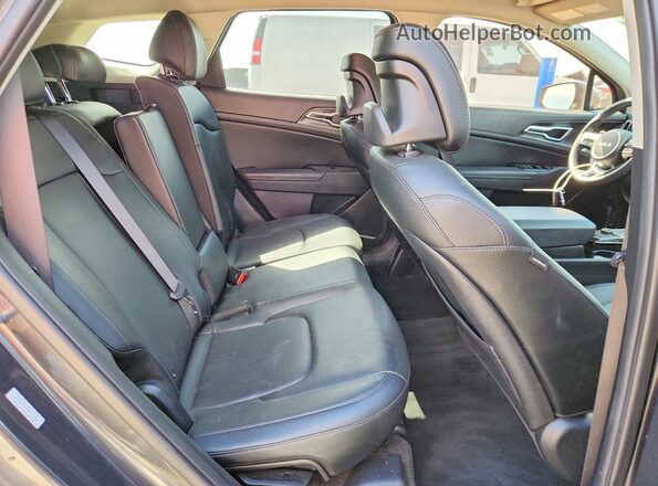 5XYK33DF9RG211687 2024 KIA SPORTAGE Gray Vista de los asientos traseros